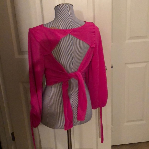 Top - Picture 1 of 2